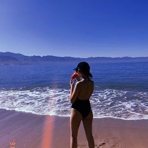 Meet your Posher, Gabrielle